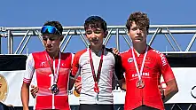 Pedallar Kayseri için döndü! Bisikletçilerden çifte başarı