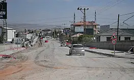 Kayseri'de kullanım ömrünü tamamlayan Buğdaylı-Kızık yolu sıfırdan yapılıyor
