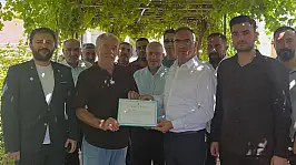 AK Parti Bünyan'da yeni katılan üyelere jest!
