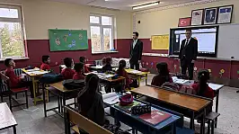 Akkışla Kaymakamı Günday'dan okul ziyareti...