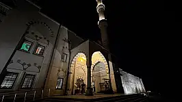 Kayseri'de kandil gecesi camiler doldu taştı!