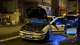 Kayseri'de kontağın çevrilmesiyle otomobil alev aldı!