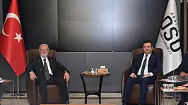 Kayseri OSB'de dikkat çeken buluşma! Mustafa Elitaş yeni yönetimle görüştü