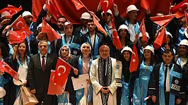 Şed kuşandılar, mesleğe ilk adımı attılar! KAYÜ'de ahilik geleneği yeniden canlandı