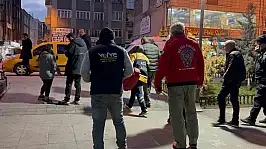 Kayseri'de taksi durağında bıçaklı kavga: 1 yaralı