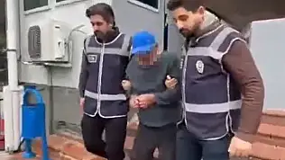 Adana'da polis durdurdu, parmak izi gerçeği ortaya çıkardı!
