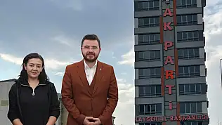 AK Parti'de önemli değişiklik: İl Başkanı Okandan duyurdu!