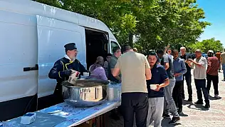 Develi'de yüzlerce kişi aynı kazanın etrafında buluştu