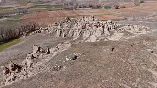 Dünyadaki Mars'ta gezmek istedi, kayalıklarda mahsur kaldı!