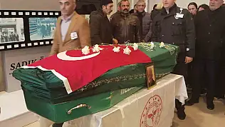 Hastayı muayene ederken fenalaştı… Sivas'ta doktor kurtarılamadı