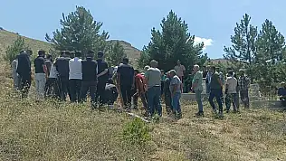 Doğa fotoğrafçısı, memleketi Sivas'ta son yolculuğuna uğurlandı