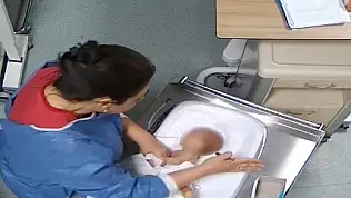 Bebeğe şiddet davasında tutuklu yargılanma devam edecek