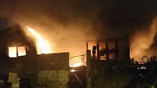 Kahramanmaraş'ta korkutan iş yeri yangını