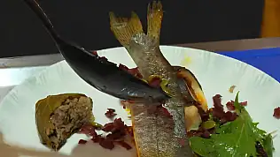 Şef Rafet İnce'den Kayseri Gastronomi Günleri'nde pastırmalı alabalık şovu!
