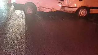 Sivas'ta devrilen otomobilin sürücüsü hayatını kaybetti