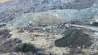 Göçük altında kalan madenciyi arama çalışmaları 18 gündür sürüyor