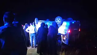 Minibüs devrildi: 7 yaralI