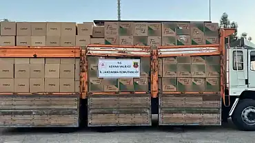 Adana’da tırdan 5,5 milyon kaçak makaron çıktı