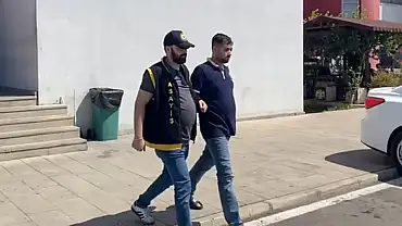 Adana’da sahte polisler 1 milyon TL’lik altın dolandırdı