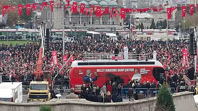 CHP'de Kayseri hareketliliği… Meydan doluyor, gözler Özgür Özel'de