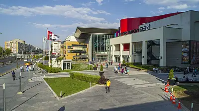 Forum Kayseri'deki çalışmalara tepki var: Hepsine kıydılar!