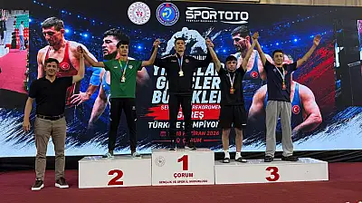 İşitme Engelliler Güreş Türkiye Şampiyonaları'nda Kayserili sporcular derece yaptı!