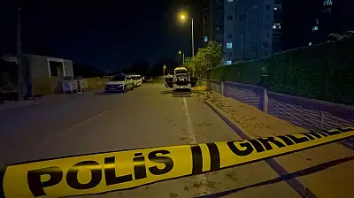 Kayseri'de 2 grup arasında silahlı kavga çıktı: Yoldan geçen karı,koca yaralandı!