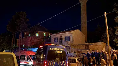 Kayseri'de cami cemaatine bıçaklı saldırı gerçekleşti: 2 kişi yaşamını yitirdi!