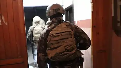 Kayseri'de 1 milyon 900 bin TL'lik hırsızlık yapan şahıslara eş zamanlı operasyon