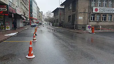 Kayseri'de meydan bomboş kaldı: Esnaf kepenk kapattı!