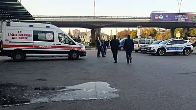 Kayseri'de tramvay durağına geçmek isterken canından oldu!