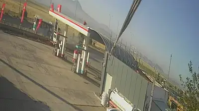 Kayseri'deki feci minibüs kazası saniye saniye kaydedildi