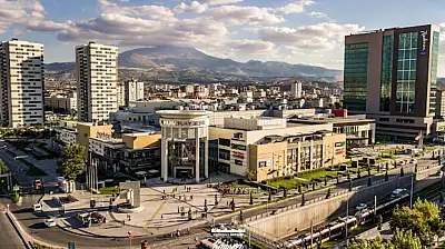 Kayseri'den kısa kısa: Yangın, Yasa dışı bahis, Seçim, Katlı Kavşak, Taklitçi köpek, Kayserispor...