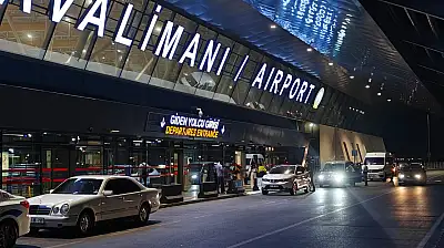 Kayseri Havalimanı'nda metrekaresi 83 bin TL'ye kiraya verilecek!