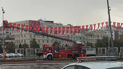Cumhuriyet Meydanı'nda neler oluyor?