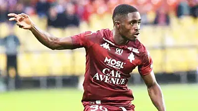 Kayserispor'da sağ bek krizi derinleşiyor: Koffi Kouao neden gelmedi?