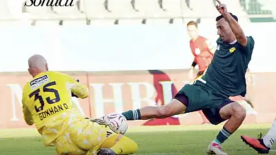 Kayserispor'un rakiplerinde kazan kaynıyor! İstifalar peş peşe