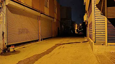 Sokak ortasında silahlı saldırıya uğrayan genç kadın hayatını kaybetti