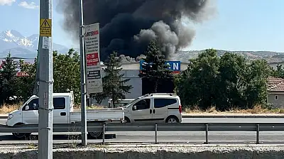 SON DAKİKA: Kayseri OSB'de yangın çıktı!