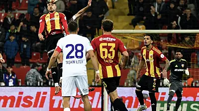 Transferler peş peşe açıklanırken Kayserispor'da sürpriz ayrılık gündemde