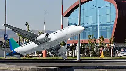 Kayseri'de yolcu uçağında uyuşturucu operasyonu: 1 gözaltı