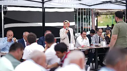 Ayşe Böhürler muhtarlarla bir araya geldi