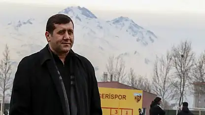 Baki Ersoy'un gözü Kayseri'deydi, kulağı Ağrı'da