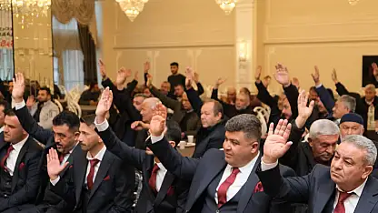 Halk Otobüsçüleri Odasında başkan güven tazeledi