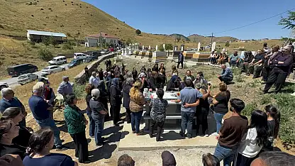 Kayseri'de alevi toplumu geleneksel anma töreninde  bir araya geldi