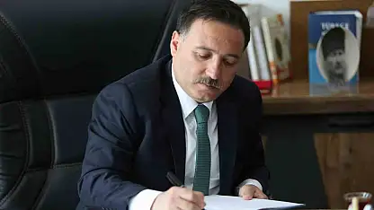 Vali Çiçek, Babalar Günü dolayısıyla mesaj yayımladı