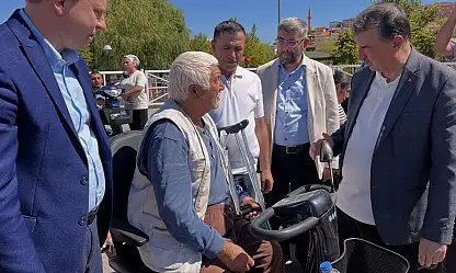 Artık hayat onlar için daha kolay: Kayseri'de 15 akülü araç ihtiyaç sahiplerine teslim edildi