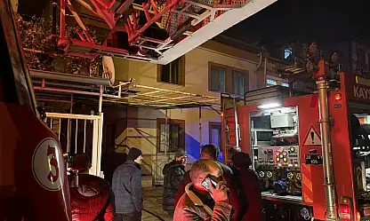 Kayseri'de bir evin mutfağında çıkan yangın korkuttu