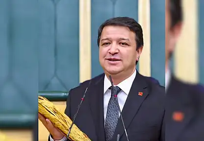 Arıkan TBMM kürsüsüne tütünle çıktı! Adıyamanlı Muhlis kaybetti, Virginyalı Moris kazandı