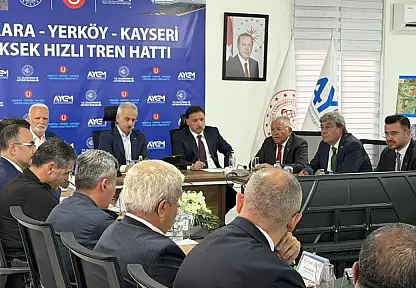 Dursun Ataş, Ankara-Yerköy-Kayseri Yüksek Hızlı Tren Hattı şantiyesindeki incelemeye katıldı